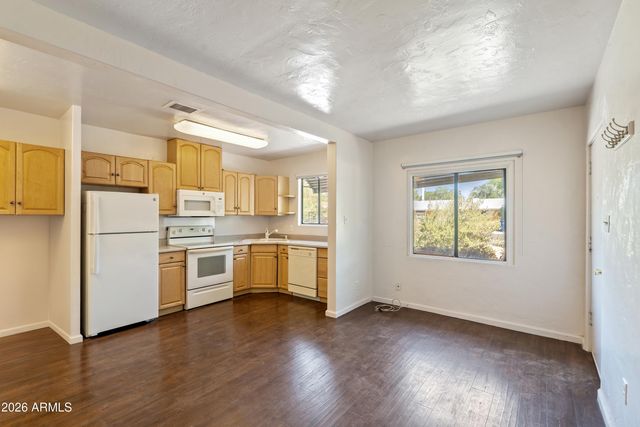 1222 S FARMER Avenue 102-A, Tempe, AZ 85281