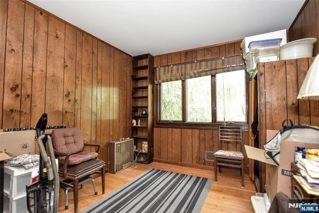 72 Brookside Drive, Upper Saddle River, NJ 07458
