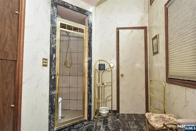72 Brookside Drive, Upper Saddle River, NJ 07458