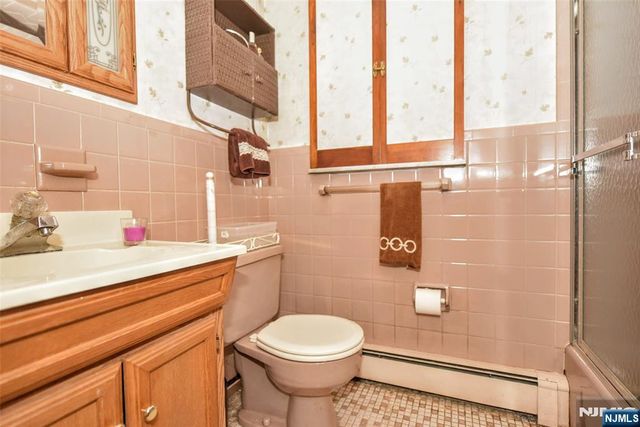 72 Brookside Drive, Upper Saddle River, NJ 07458