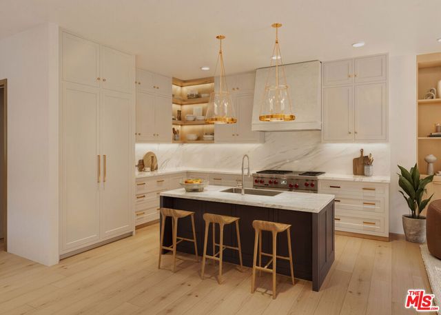 4229 McConnell Boulevard, Los Angeles, CA 90066