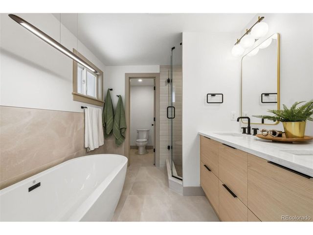 5031 W Quarles Dr, Littleton, CO 80128