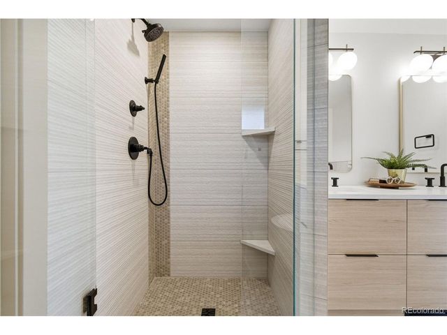 5031 W Quarles Dr, Littleton, CO 80128