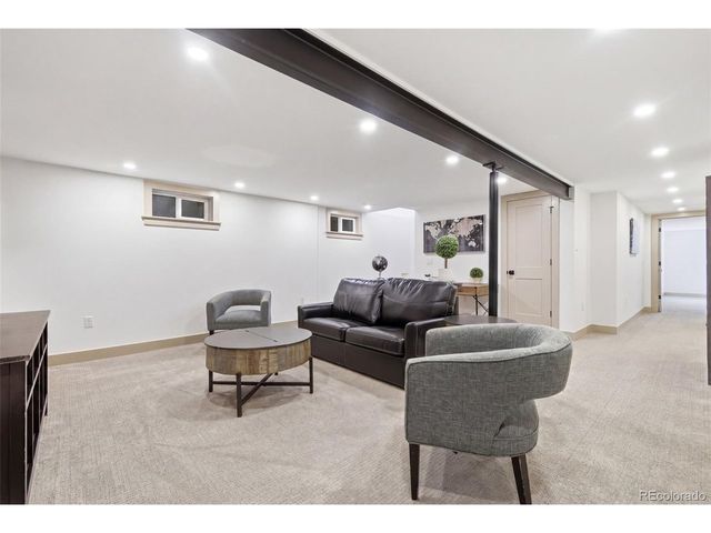 5031 W Quarles Dr, Littleton, CO 80128