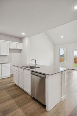 489 Hocking Hills Drive, Waxahachie, TX 75165