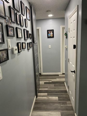 7000 Forman Way, Sacramento, CA 95828