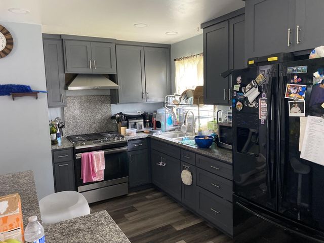 7000 Forman Way, Sacramento, CA 95828