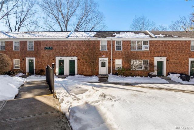 21 Fieldstone Drive 197, Hartsdale, NY 10530