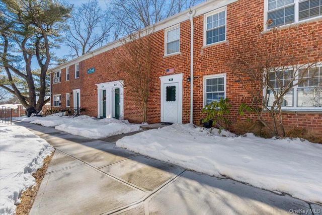 21 Fieldstone Drive 197, Hartsdale, NY 10530