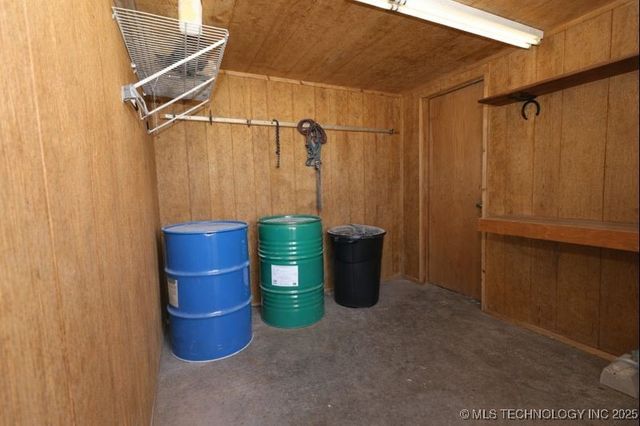 398881 W 3280 Road, Ramona, OK 74061