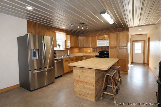 398881 W 3280 Road, Ramona, OK 74061