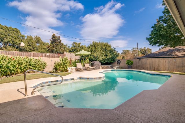 4 High Mesa Place, Richardson, TX 75080