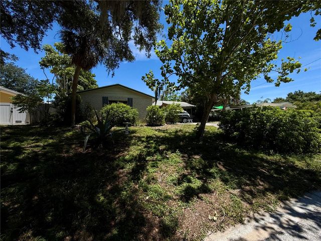 1004 CONNECTICUT ROAD, Tarpon Springs, FL 34689