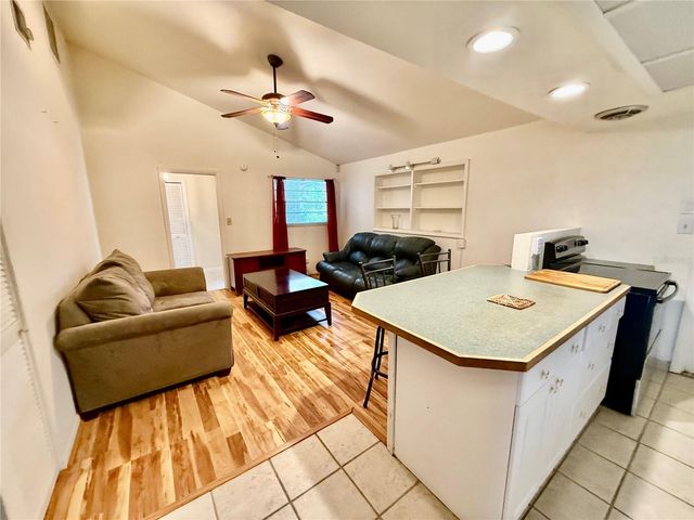 1004 CONNECTICUT ROAD, Tarpon Springs, FL 34689