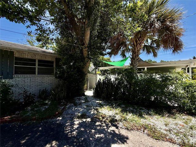 1004 CONNECTICUT ROAD, Tarpon Springs, FL 34689