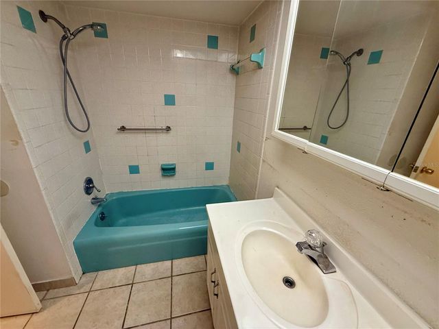 1004 CONNECTICUT ROAD, Tarpon Springs, FL 34689