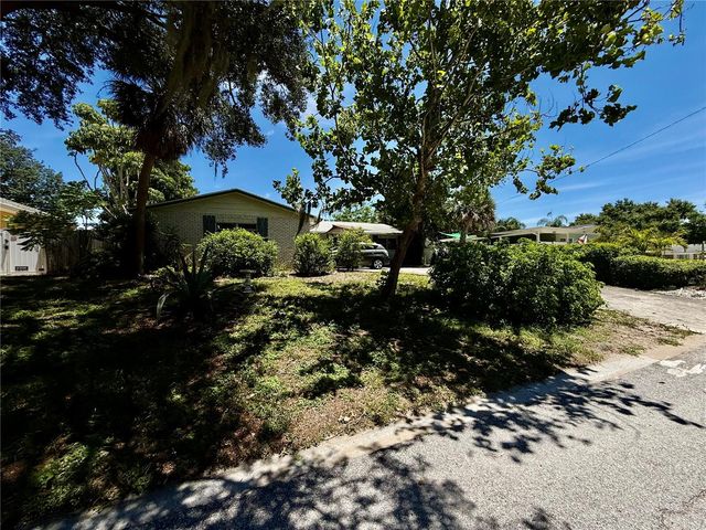 1004 CONNECTICUT ROAD, Tarpon Springs, FL 34689