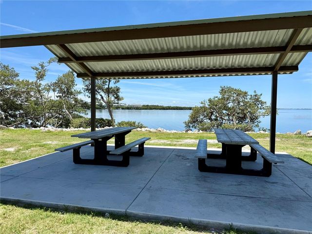 1004 CONNECTICUT ROAD, Tarpon Springs, FL 34689