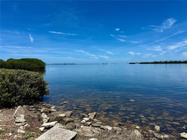 1004 CONNECTICUT ROAD, Tarpon Springs, FL 34689
