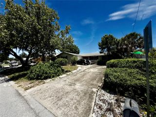 1004 CONNECTICUT ROAD, Tarpon Springs, FL 34689