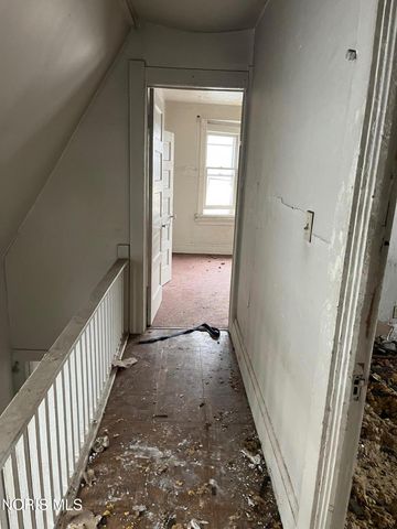 3305 N Detroit Avenue, Toledo, OH 43610