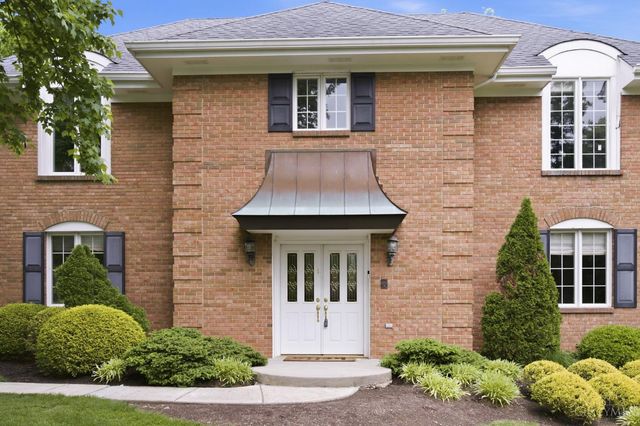 9486 Oakhurst Court, Blue Ash, OH 45241