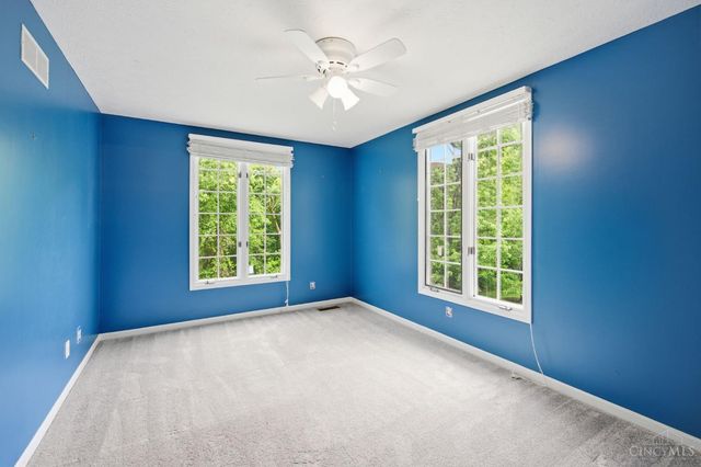 9486 Oakhurst Court, Blue Ash, OH 45241