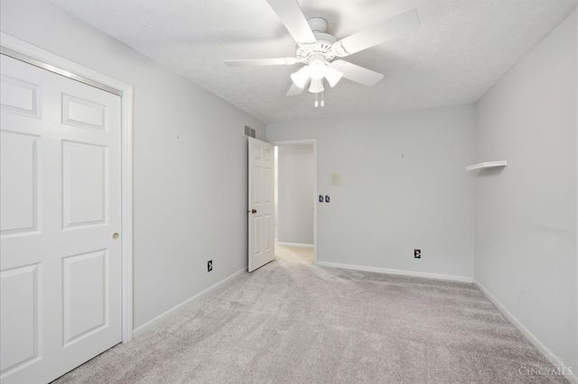 9486 Oakhurst Court, Blue Ash, OH 45241