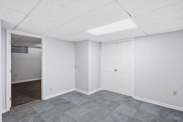 9486 Oakhurst Court, Blue Ash, OH 45241