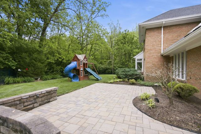 9486 Oakhurst Court, Blue Ash, OH 45241