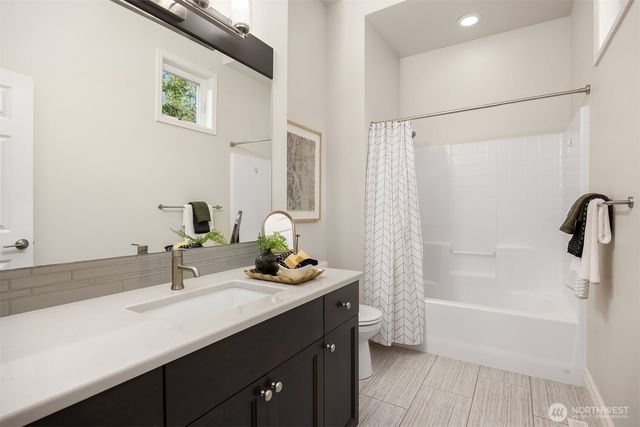 26610 SE 9th Way, Sammamish, WA 98075