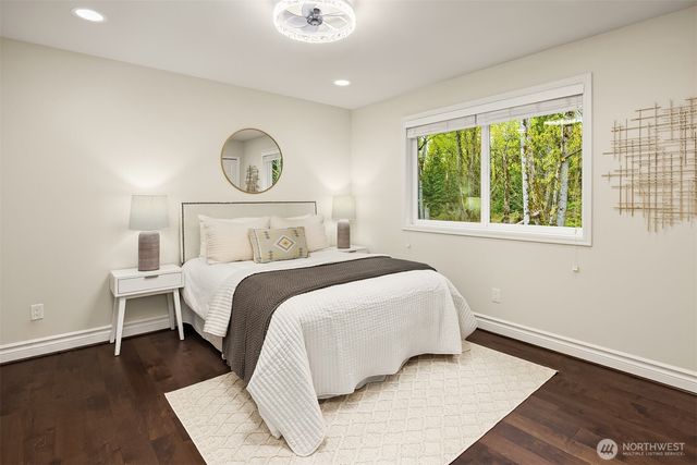 26610 SE 9th Way, Sammamish, WA 98075