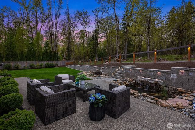 26610 SE 9th Way, Sammamish, WA 98075