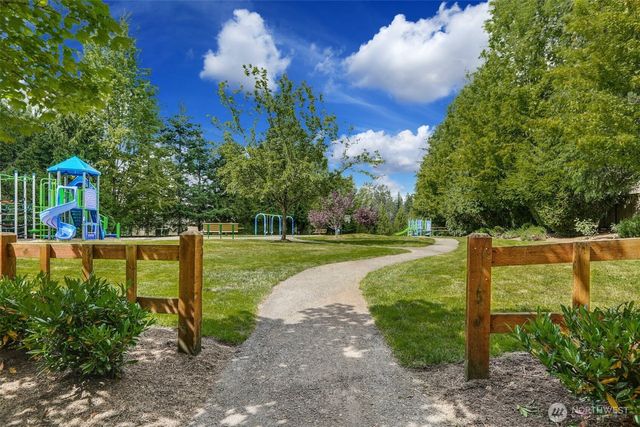 26610 SE 9th Way, Sammamish, WA 98075
