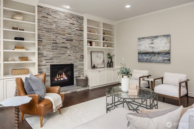 26610 SE 9th Way, Sammamish, WA 98075