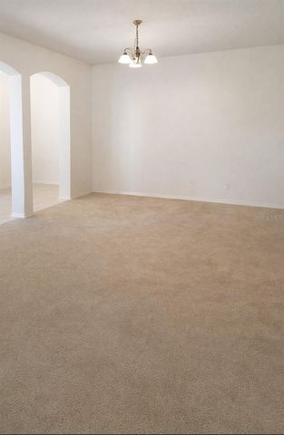 206 RONJA LANE, Valrico, FL 33594