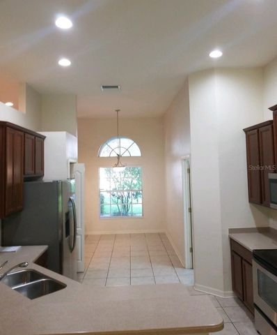 206 RONJA LANE, Valrico, FL 33594