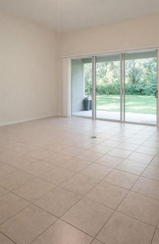 206 RONJA LANE, Valrico, FL 33594
