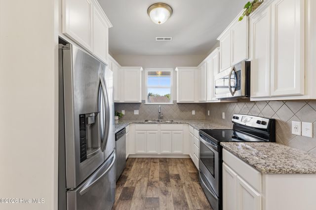 1632 Sugarberry Circle 77, Leland, NC 28451