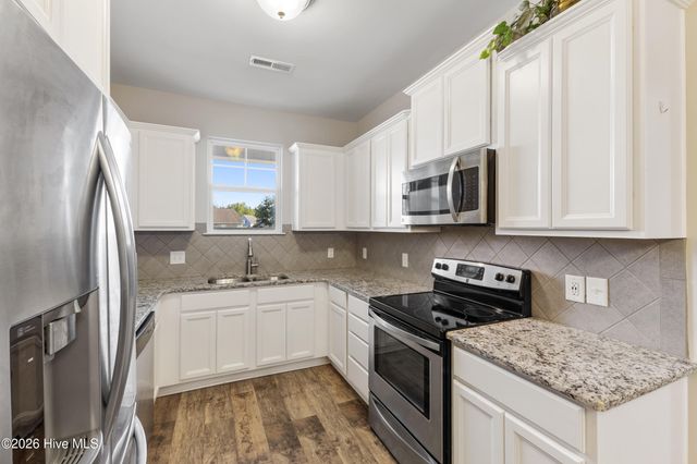 1632 Sugarberry Circle 77, Leland, NC 28451