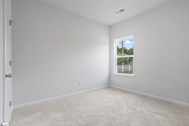 101 Green Pasture Road, Fountain Inn, SC 29644
