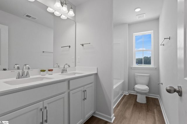101 Green Pasture Road, Fountain Inn, SC 29644