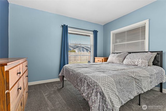 208 Harrison Street, Sumas, WA 98295