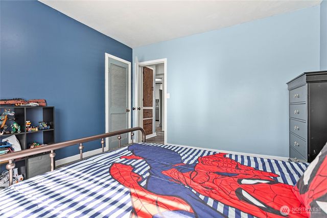 208 Harrison Street, Sumas, WA 98295