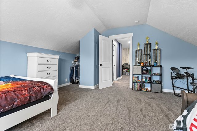 208 Harrison Street, Sumas, WA 98295