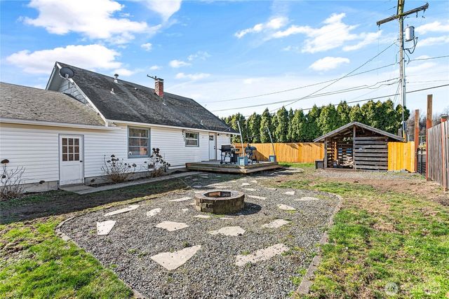 208 Harrison Street, Sumas, WA 98295
