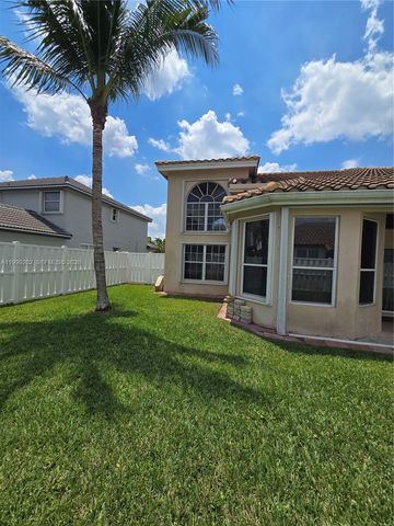 18341 NW 10th Street, Pembroke Pines, FL 33029