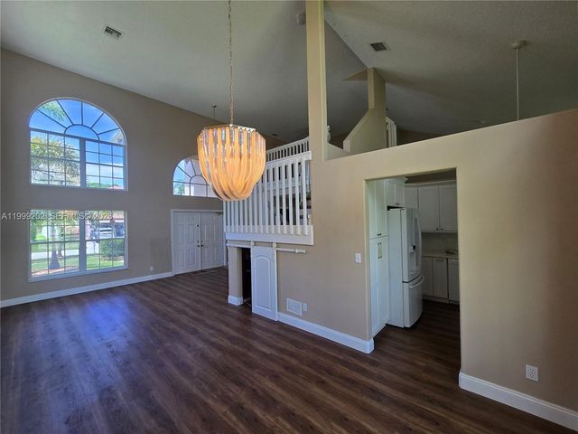 18341 NW 10th Street, Pembroke Pines, FL 33029