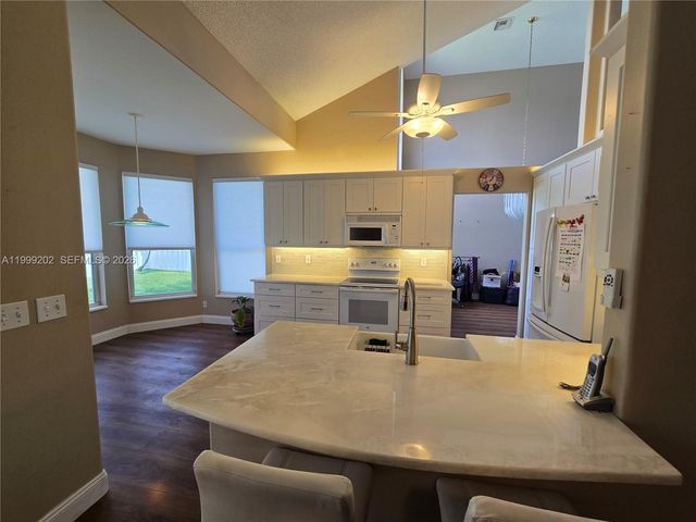 18341 NW 10th Street, Pembroke Pines, FL 33029