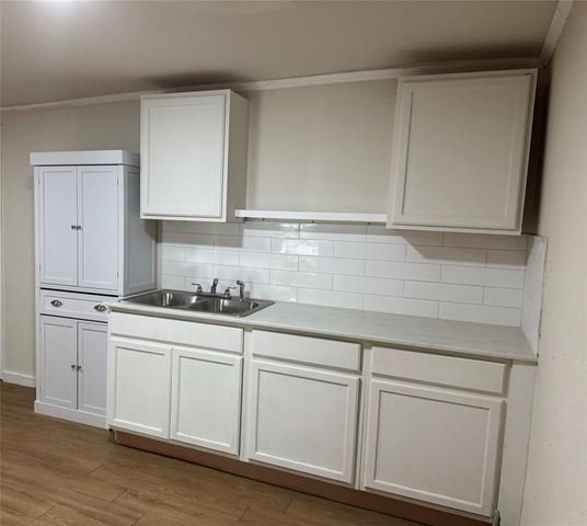 412 Owens Street, Houston, TX 77029